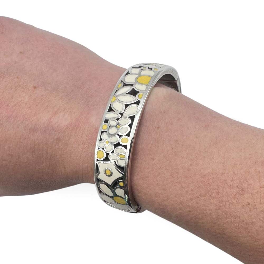 Brighton Upsy Daisy Hinged Bangle Bracelet Silver Tone Floral Enamel Retired